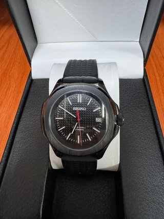 Seiko Mod "Stealth Aquanaut" (Negro)
