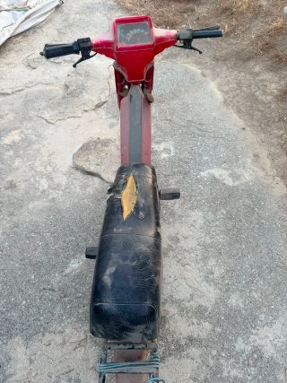 Moped ONIX rojo