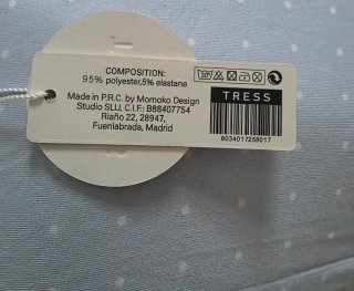 Camisón celeste con lunares blancos y encaje