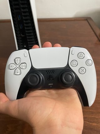 PlayStation 5 PS5 Blanca con mando a distancia