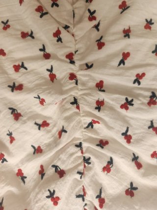 Vestido corto Zara floral talla L