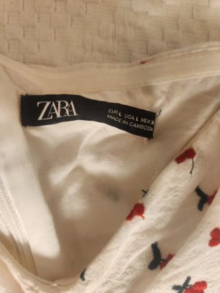 Vestido corto Zara floral talla L