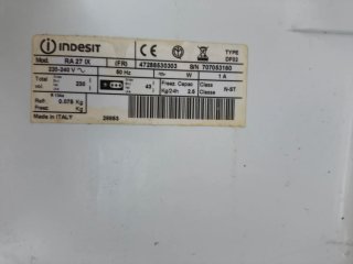 Nevera Indesit