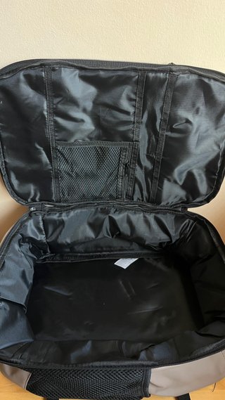 Mochila de cabina granate tamaño bajo asiento