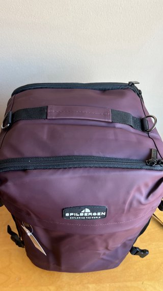 Mochila de cabina granate tamaño bajo asiento