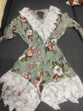 Mono corto floral verano encaje