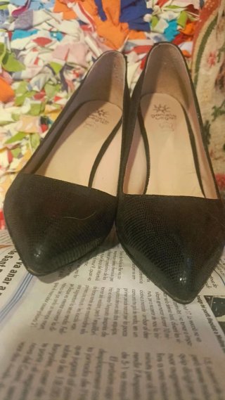Zapatos de tacón negros  fabricados en España