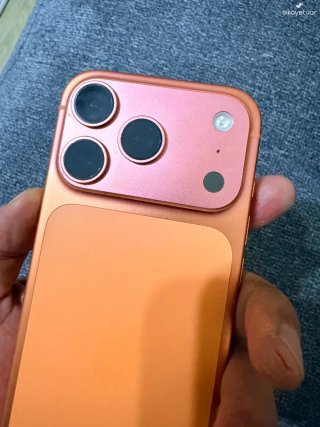 iPhone 17 Naranja/Rosa