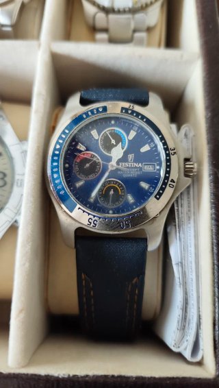 Collezione di 16 orologi
