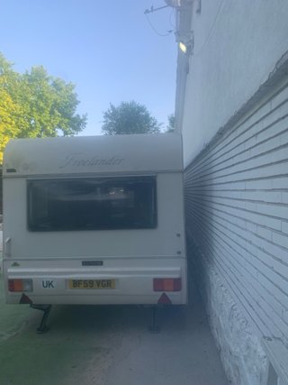 Lunar Freelander 2002