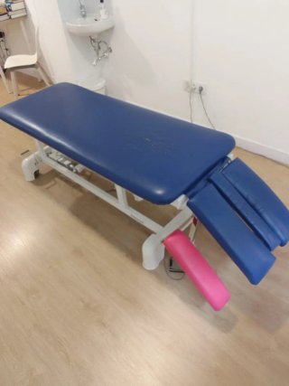 Camilla de fisioterapia y osteopatía