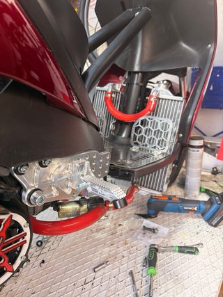 Yamaha Jog RR Carreras Roja/Negra