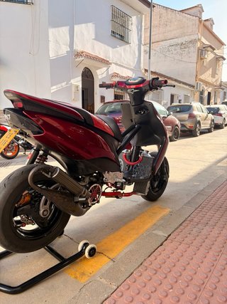 Yamaha Jog RR Carreras Roja/Negra