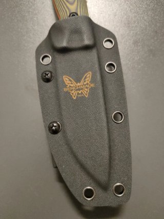 Clon  Benchmade con funda