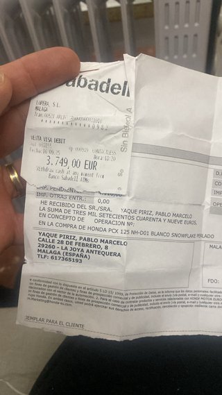 HONDA PCX MUY CUIDADA SIEMPRE EN GARAJE .2025