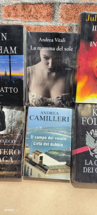 Lotto 8 Libri nuovi ancora sigillati