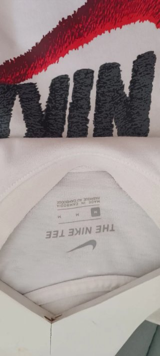 Camiseta Nike Blanca