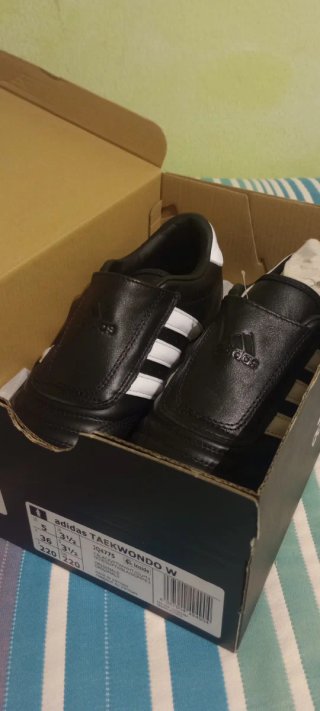 ADIDAS Taekwondo Niño/Mujer. Talla 36