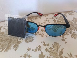 Gafas de Sol Ferrari Colección Azul Espejo