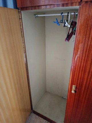 Armario de madera para decorar
