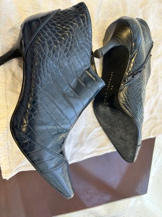 Botines Zara efecto piel cocodrilo