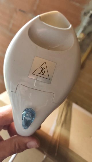 Calienta líquidos eléctrico blanco