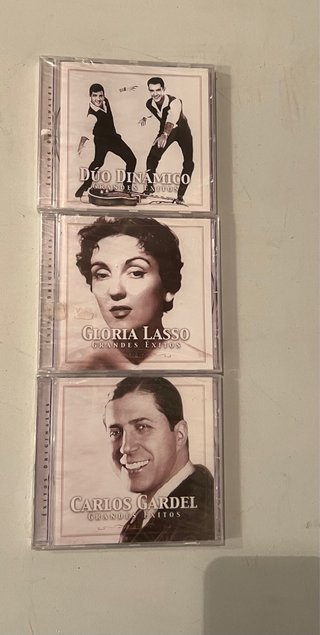 3 CDs de Música Precintados