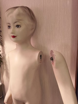 Maniquí infantil antiguo