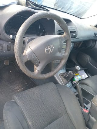 Despiece Toyota Avensis 2004