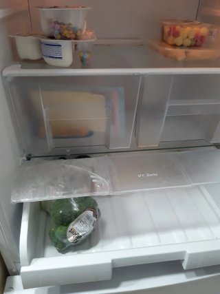Nevera blanca con congelador separado