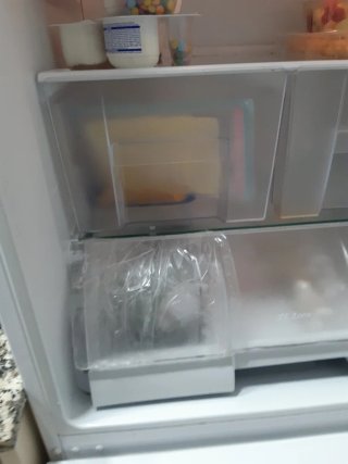 Nevera blanca con congelador separado