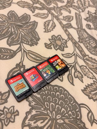 Nintendo Switch Lite Rosa + 4 Juegos