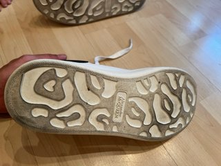 Sneakers Alexander McQueen Bianche e Nere