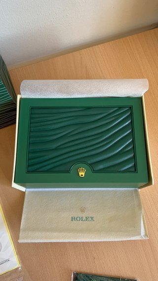 Orologio Rolex Datejust, scatola e documentazione grigie
