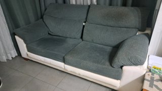 Sofá cama convertible verde y blanco