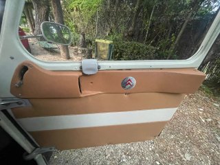 Salpicadero y embellecedores Citroen 2CV