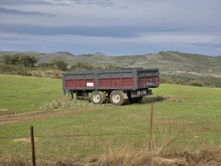 Remolque agrícola, marca Remotal 14000kg 2 ejes