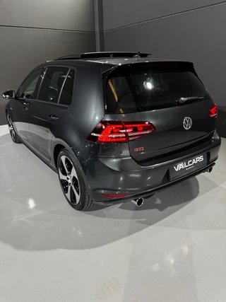 Volkswagen Golf GTI Performance 2.0 TSI 230CV