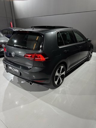 Volkswagen Golf GTI Performance 2.0 TSI 230CV