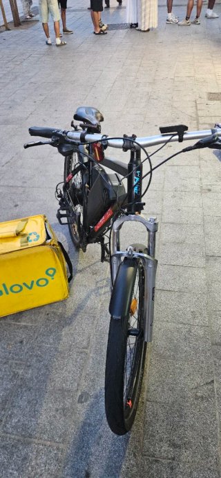 Bicicleta Eléctrica Negra