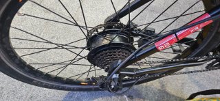 Bicicleta Eléctrica Negra