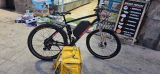 Bicicleta Eléctrica Negra