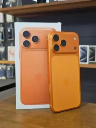IPHONE 17 PRO MAX 256GB ARANCIONE FUNZIONANTE. 100%
