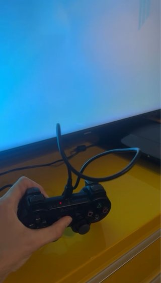 PS3 Super Slim 12GB + Mando original + Cables