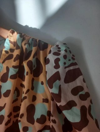 Vestido con estampado leopardo