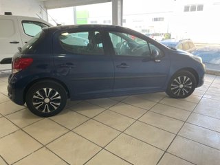 Peugeot 207 2010
