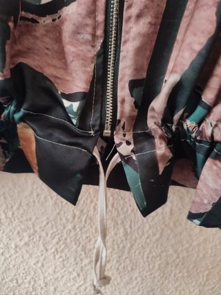 Bomber ligera mujer estampada