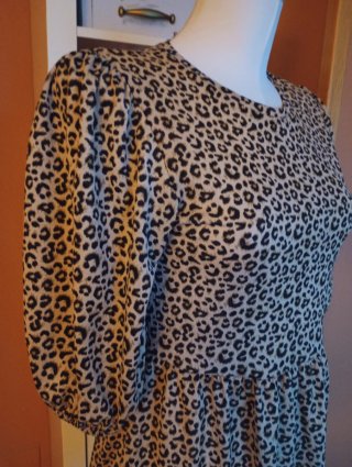 Vestido animal print talla S