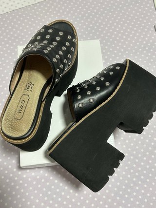 Sandalias negras plataforma H&D