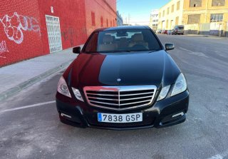 Mercedes-Benz Clase E 2009(con golpe)